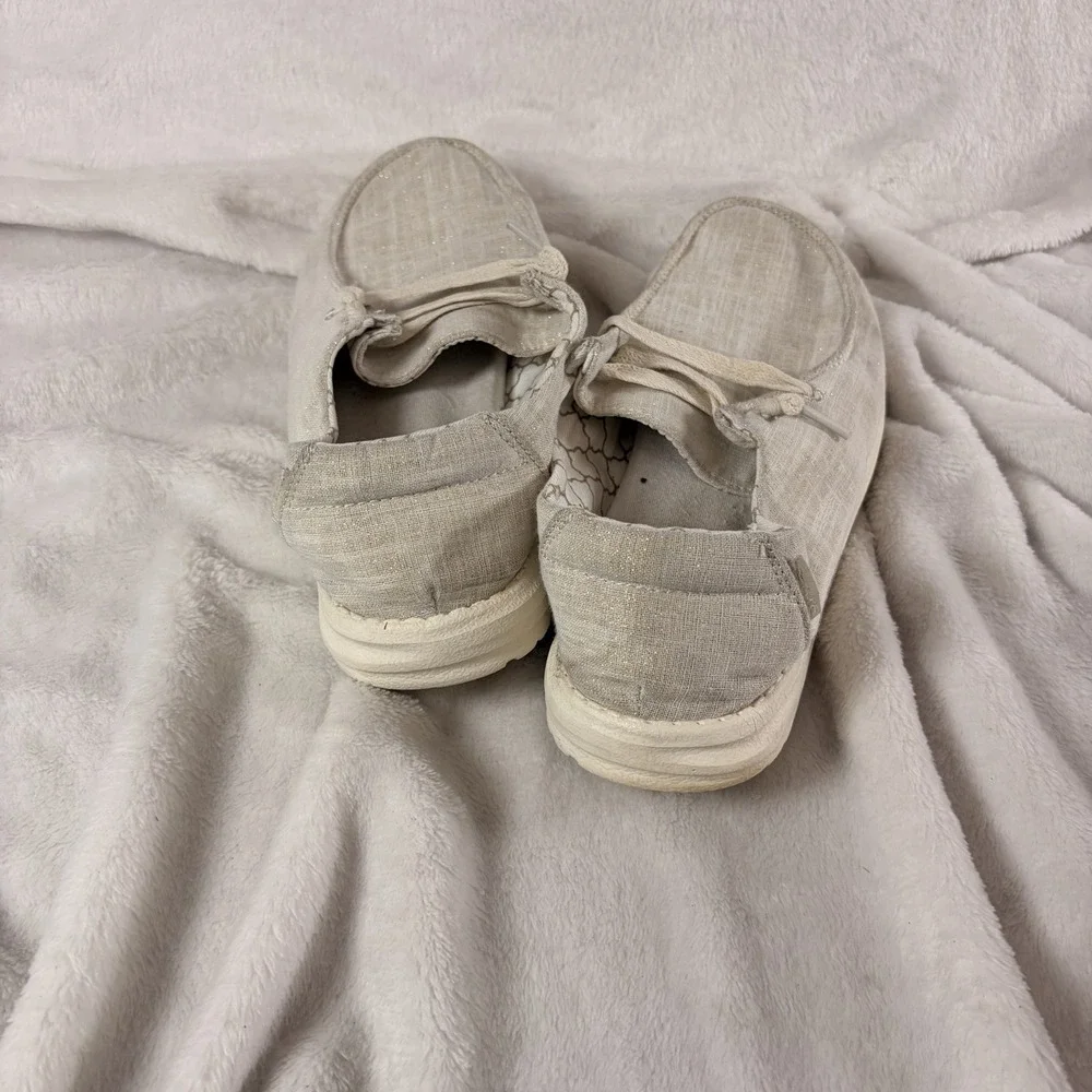 Hey Dude Women's Sz 8  Wendy Slip-On in Sparkling Gold Comfort Casual Shoes GUC